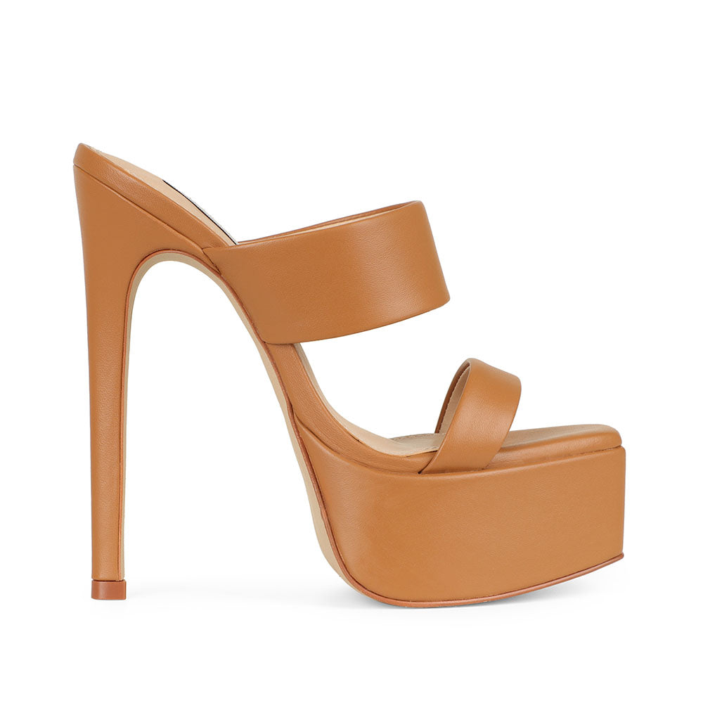 Arianna Platform Leather Almond