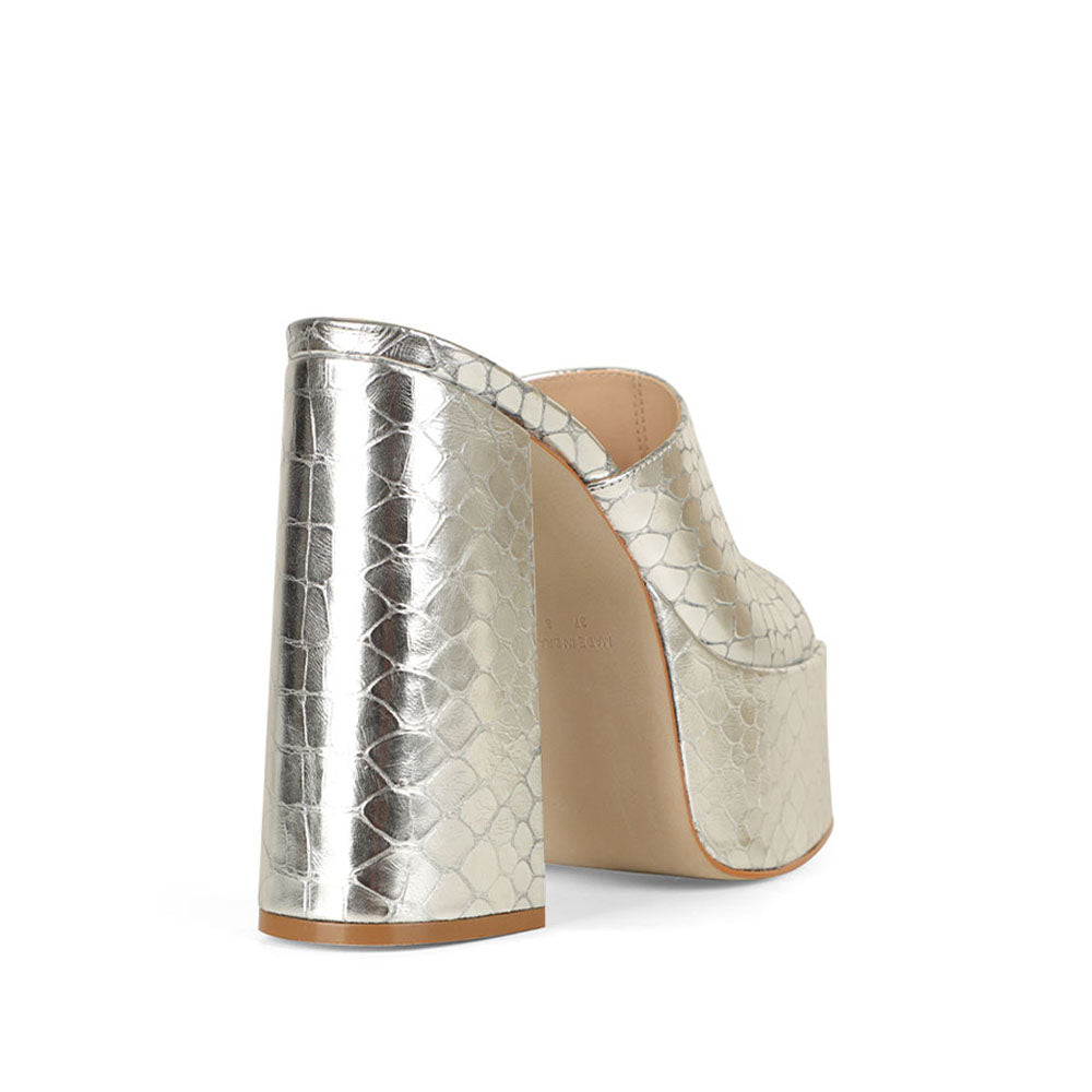 Lexie Platform Leather Silver