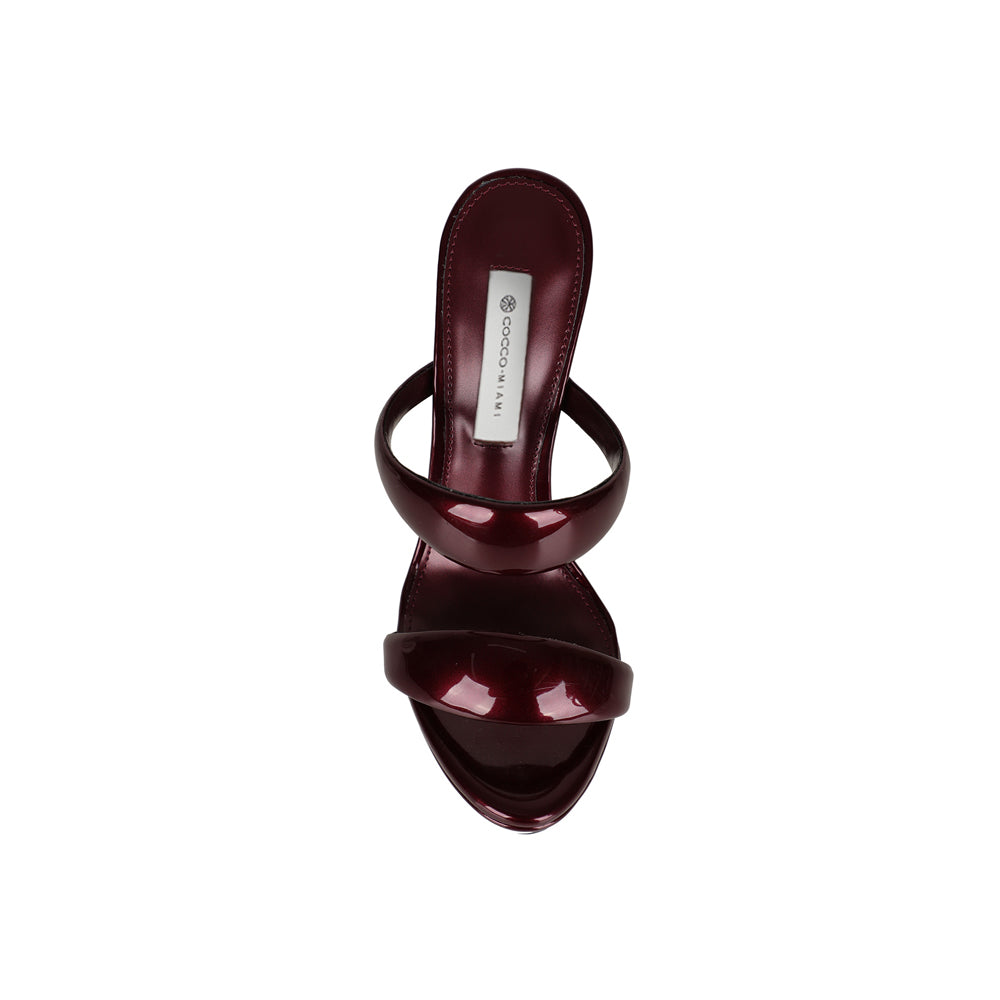 Alessandra platform mule in cherry patent leather, top view of the footbed