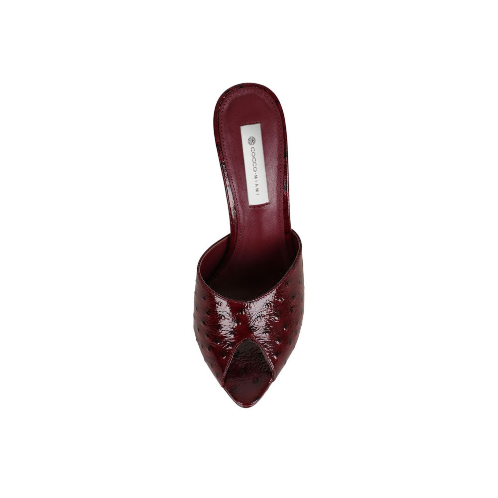 Vega platform sandal in cherry leather, top view of the footbed