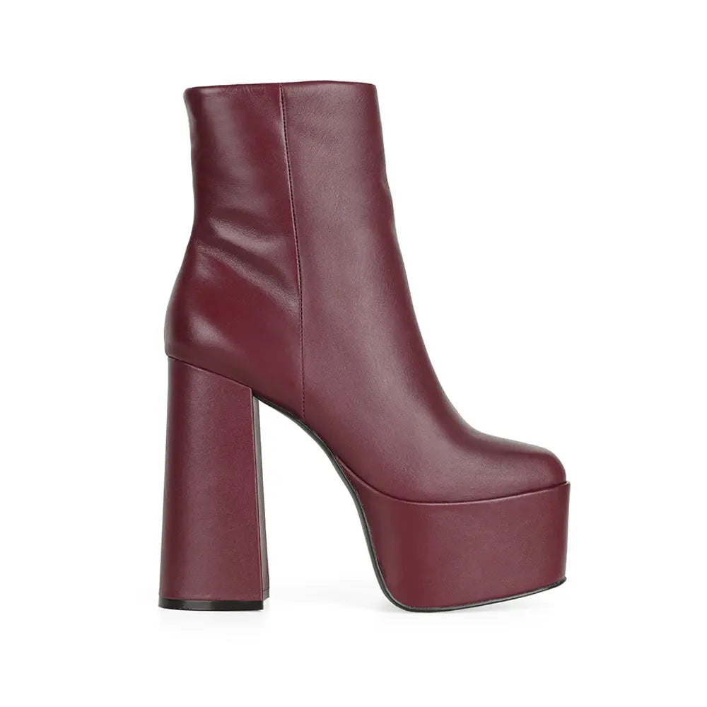 Chloe Platform Boot Cherry Leather