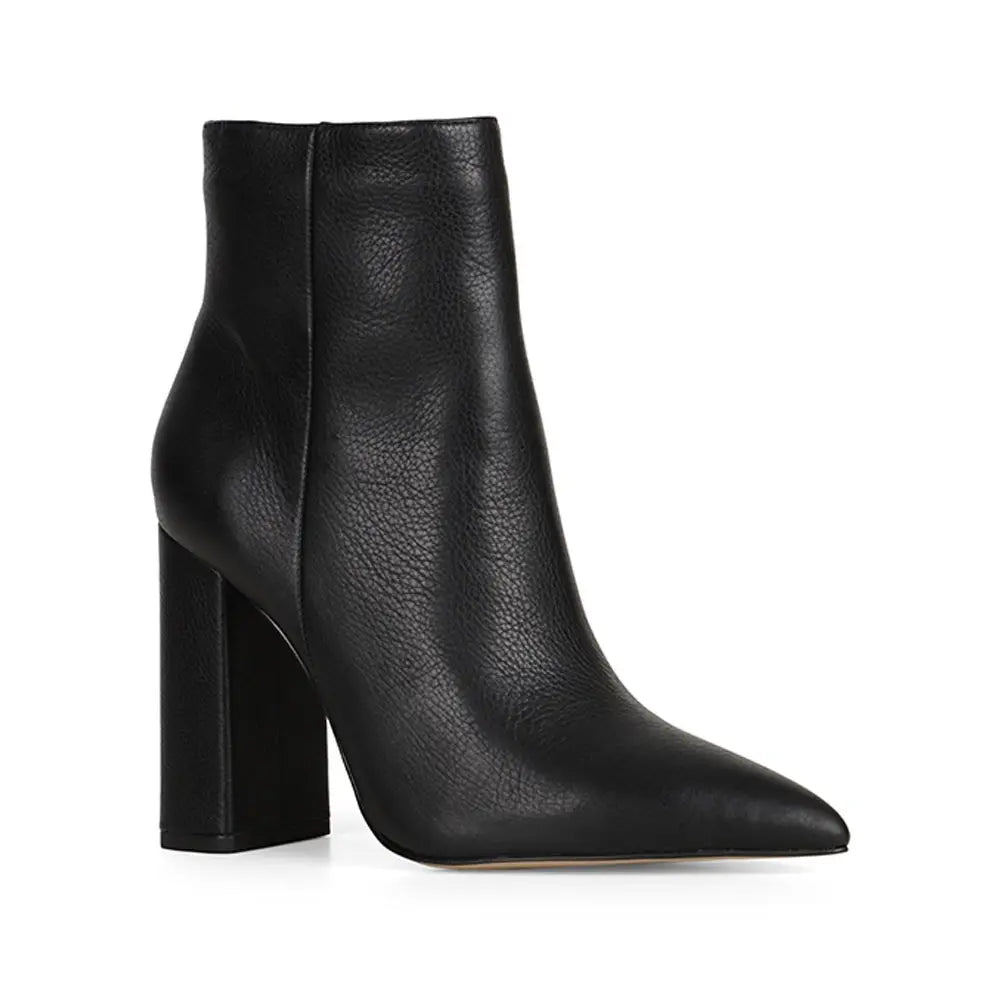 Noticed Ankle Boot Black Leather – view 2