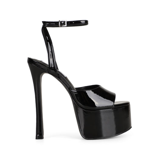 Sandalia de plataforma Venus de charol negro